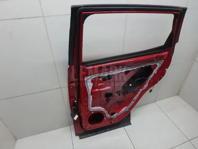 Дверь задняя правая для  Dodge Caliber 2006-2011