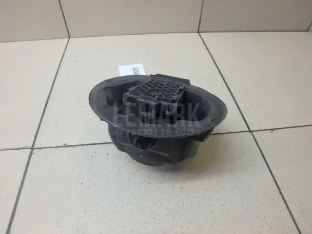 Ниша лючка бензобака