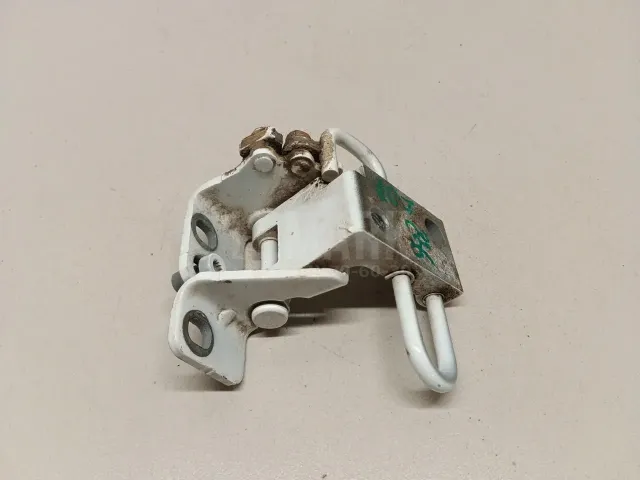 Петля двери задней правой нижняя для  Ford Fiesta 2008-2019