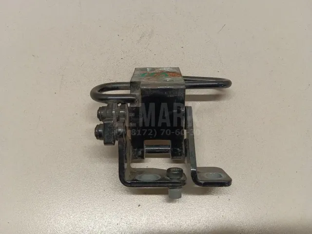 Петля двери задней правой нижняя для  Ford Maverick 2001-2007