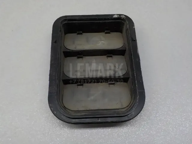 Решетка вентиляционная для  Chrysler Sebring/Dodge Stratus 2001-2007