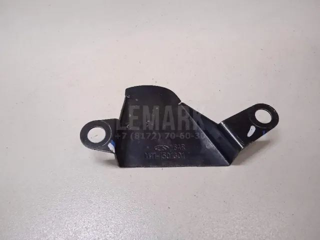 Заглушка КПП для  BMW 2-serie F22/F23/F87 2013-2020