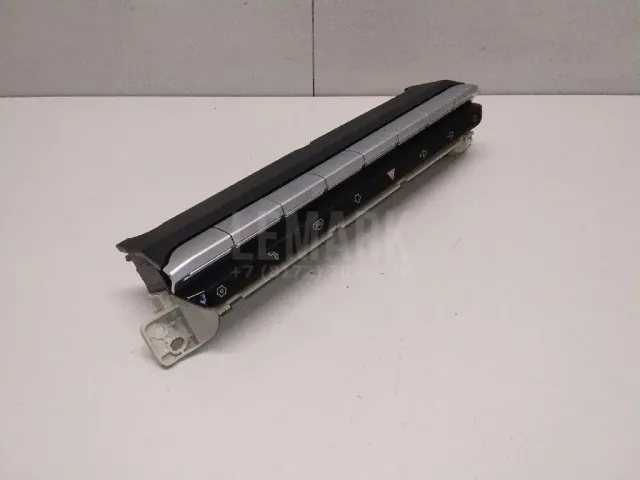 Блок кнопок для  Chrysler Grand Voyager/Grand Caravan (RT) 2007-2020