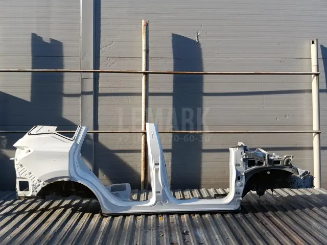 Порог со стойкой правый для  Citroen Saxo 1996-1999