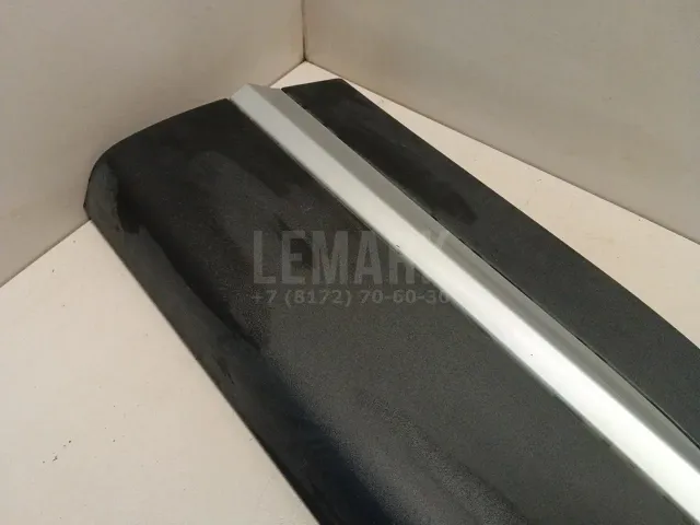 Накладка двери задней левой