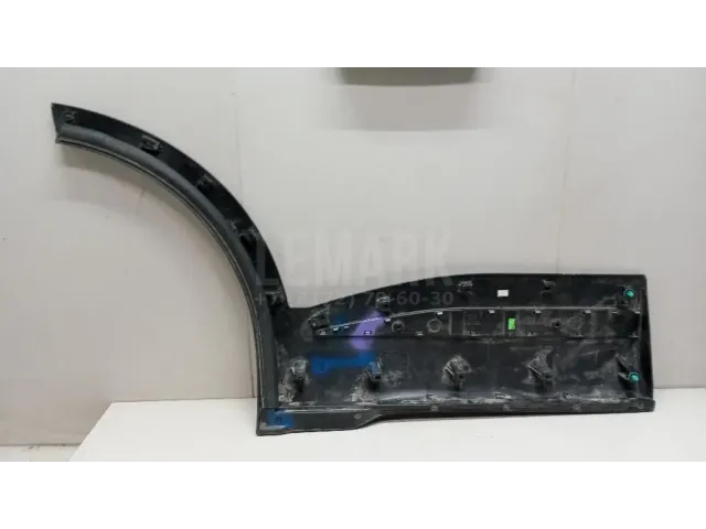 Накладка двери задней левой для  Ford Fiesta 2017
