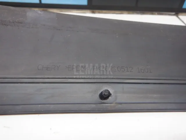 Уплотнитель двери для  Geely MK 2008-2015