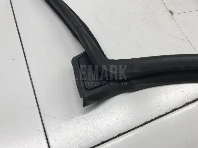 Уплотнитель двери для  Geely Emgrand EC7 (FE-1/2) 2011-2016