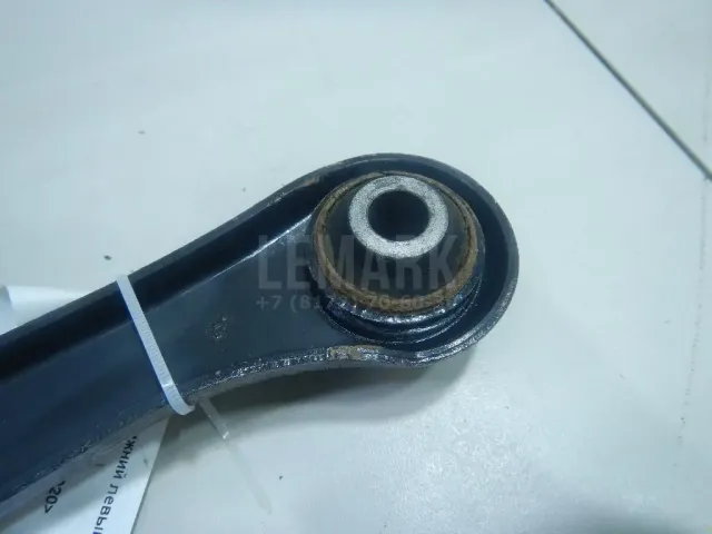 Рычаг задний нижний левый для  HOWO A7 2009