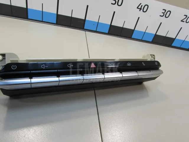 Блок кнопок для  Cadillac STS 2005-2011