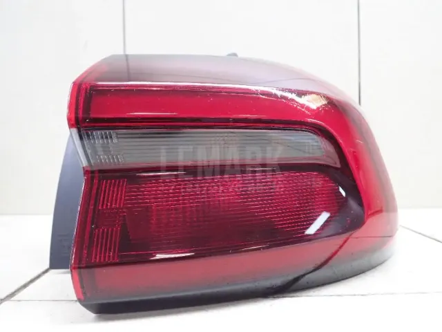 Фонарь задний правый для  Dodge Avenger 2007-2014