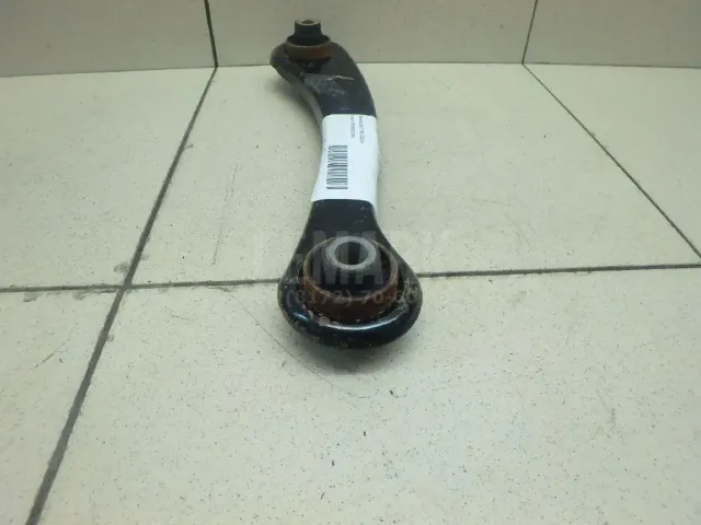 Рычаг задний нижний левый