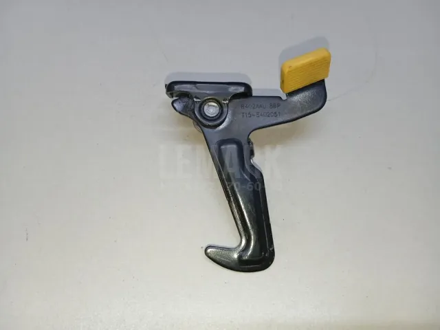 Крючок капота для  Dodge Journey 2008-2020