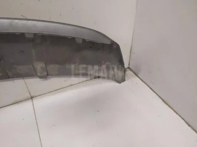 Накладка переднего бампера