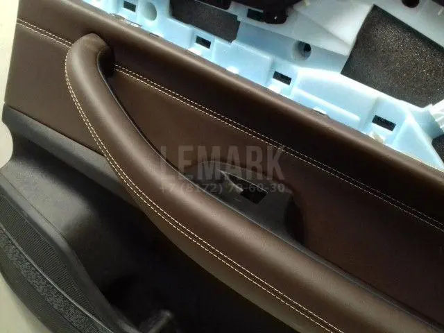 Обшивка двери задней правой для  DAF CF 2013