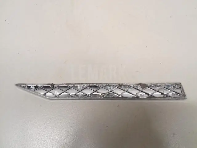 Молдинг двери