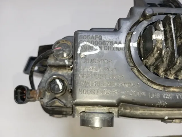 Фара противотуманная правая для  Dodge Ram 2009-2019