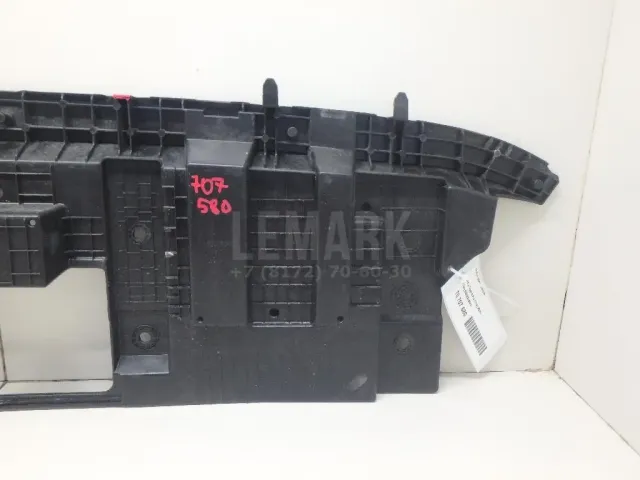 Кожух замка капота для  Ford Fiesta 2001-2008