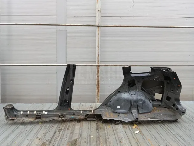 Крыло заднее правое для  Citroen C4 Picasso 2006-2014