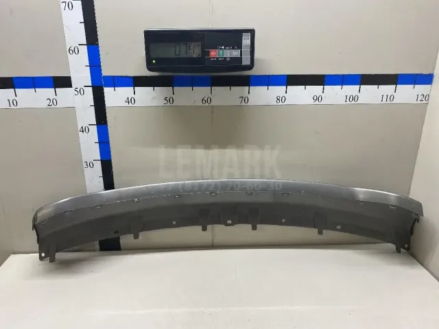 Накладка переднего бампера центральная для  Dodge Journey 2008-2020