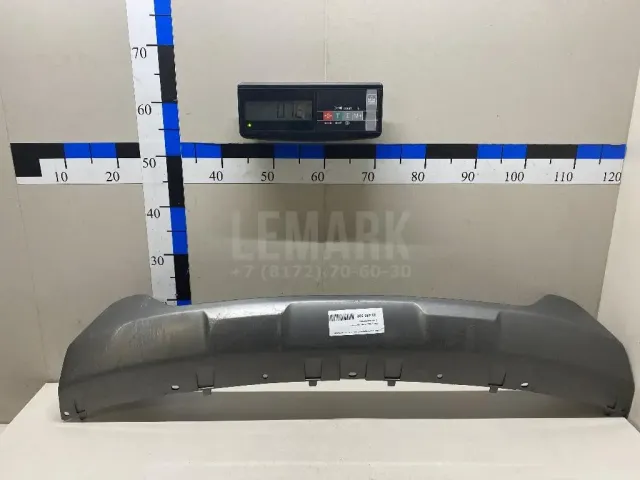 Накладка переднего бампера центральная для  Dodge Journey 2008-2020