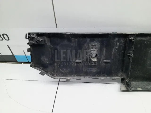 Накладка переднего бампера центральная для  Astra HD 8 2005-2011