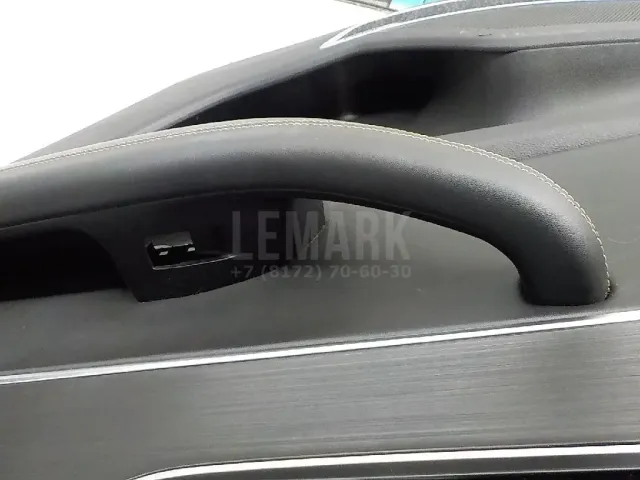 Обшивка двери задней правой для  Audi Q5 [8R] 2008-2017