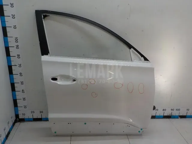 Дверь передняя правая для  Ford Maverick 2001-2007