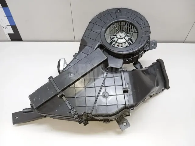 Корпус отопителя для  BMW i3 (I01) 2013-2022