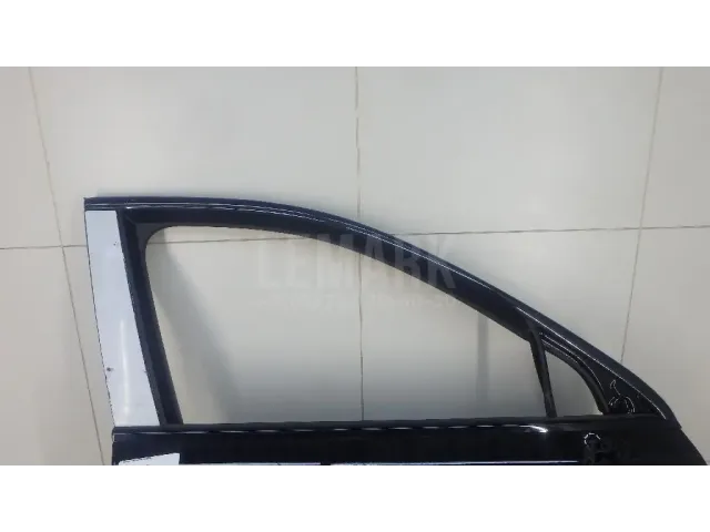 Дверь передняя правая для  Chevrolet Tahoe II 2000-2006