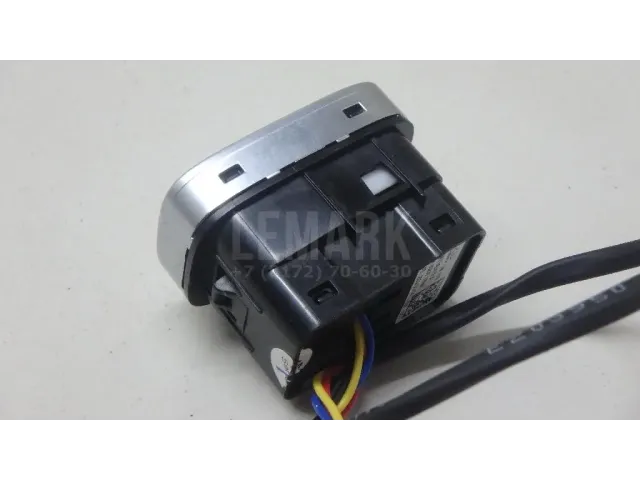 Кнопка открывания двери для  DAF XF 106 2014