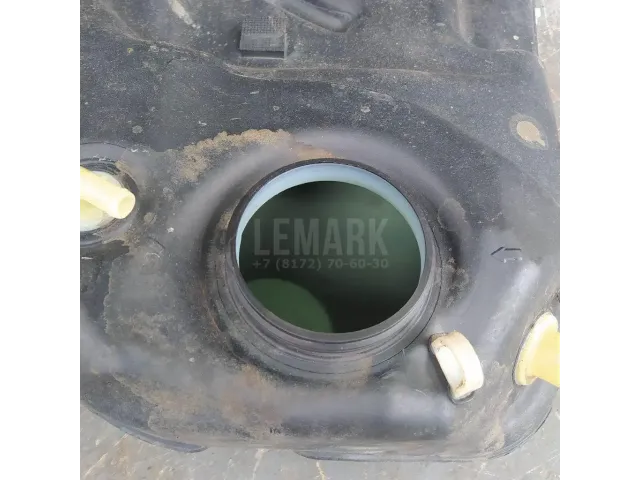 Бак топливный