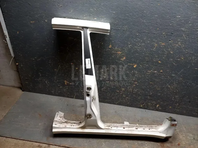 Порог со стойкой правый для  Chevrolet Tahoe II 2000-2006
