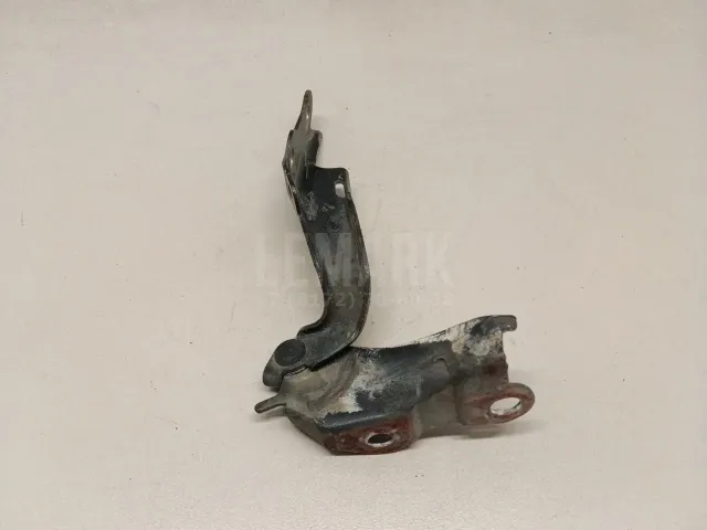 Петля капота левая для  Fiat