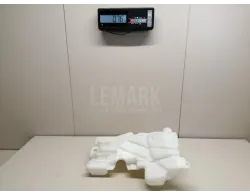 Бачок омывателя лобового стекла