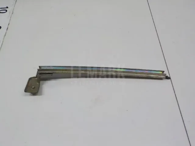 Направляющая стекла двери для  Ford Fusion 2002-2012