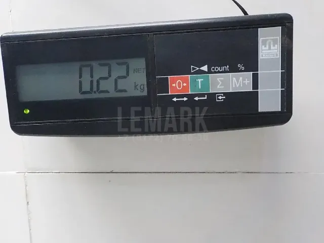 Накладка стекла заднего правого