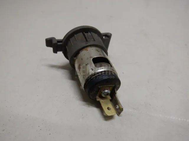 Гнездо прикуривателя для  Fiat Regata 138 1983-1990