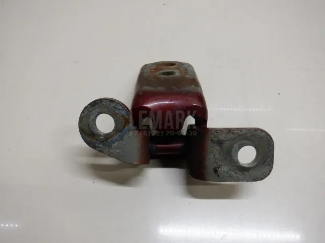 Петля двери передней левой верхняя для  Fiat Croma 1990-1996