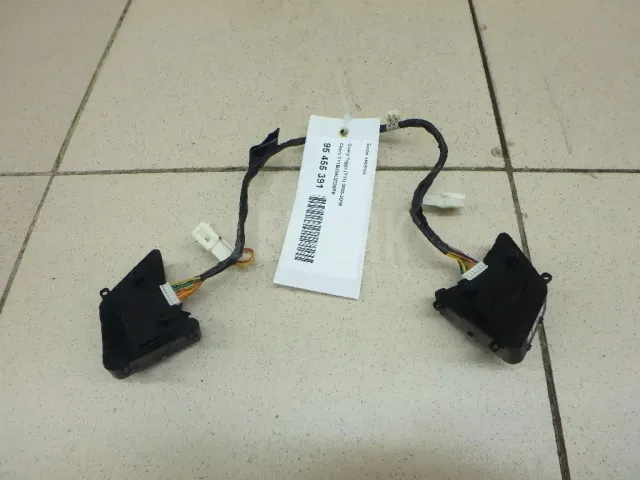 Блок кнопок для  Chevrolet Tahoe II 2000-2006