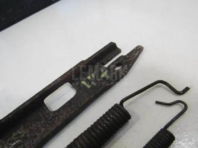 Установочный к-кт задних колодок для  Acura RDX 2006-2012