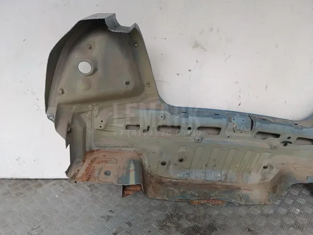Панель задняя