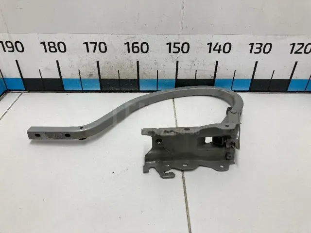 Петля крышки багажника для  Chrysler Voyager/Caravan 1996-2001