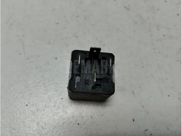 Реле для  Chrysler Sebring/Dodge Stratus 2001-2007