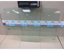 Стекло двери задней правой