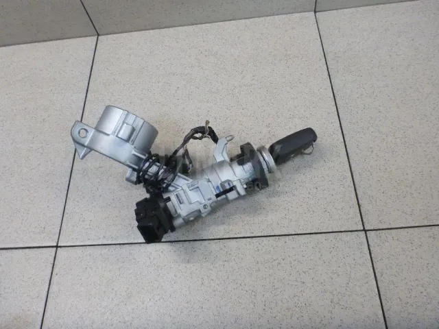 Замок зажигания для  Ford Kuga 2008-2012