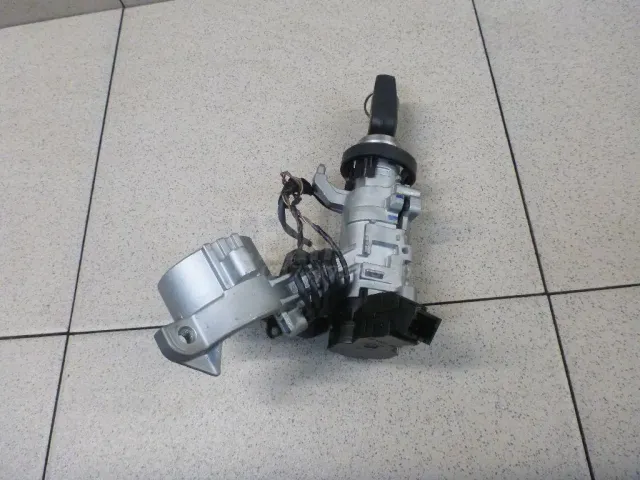 Замок зажигания для  Ford Kuga 2008-2012