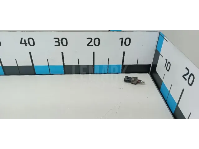 Датчик включения заднего хода