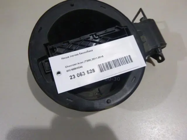 Ниша лючка бензобака для  BMW 2-serie F22/F23/F87 2013-2020