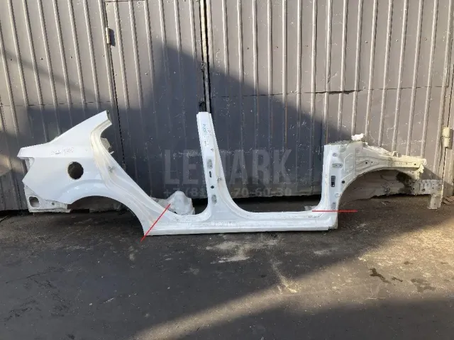 Порог со стойкой правый для  Audi Q7 [4L] 2005-2015